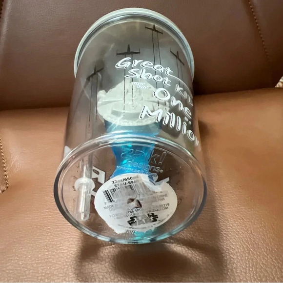 NEW Zak Star Wars 22oz Plastic Straw Tumbler with Lid and 3D Millennium Falcon - Picture 5 of 5